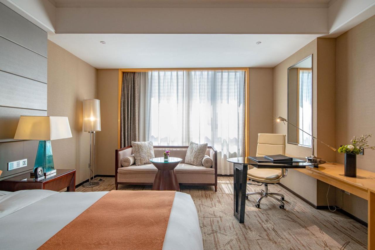 Swissotel Guangzhou Exterior photo
