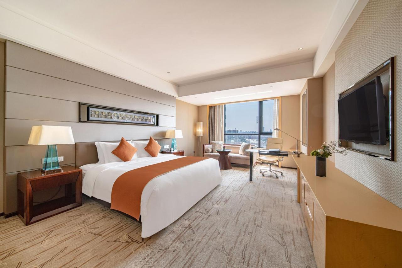 Swissotel Guangzhou Exterior photo