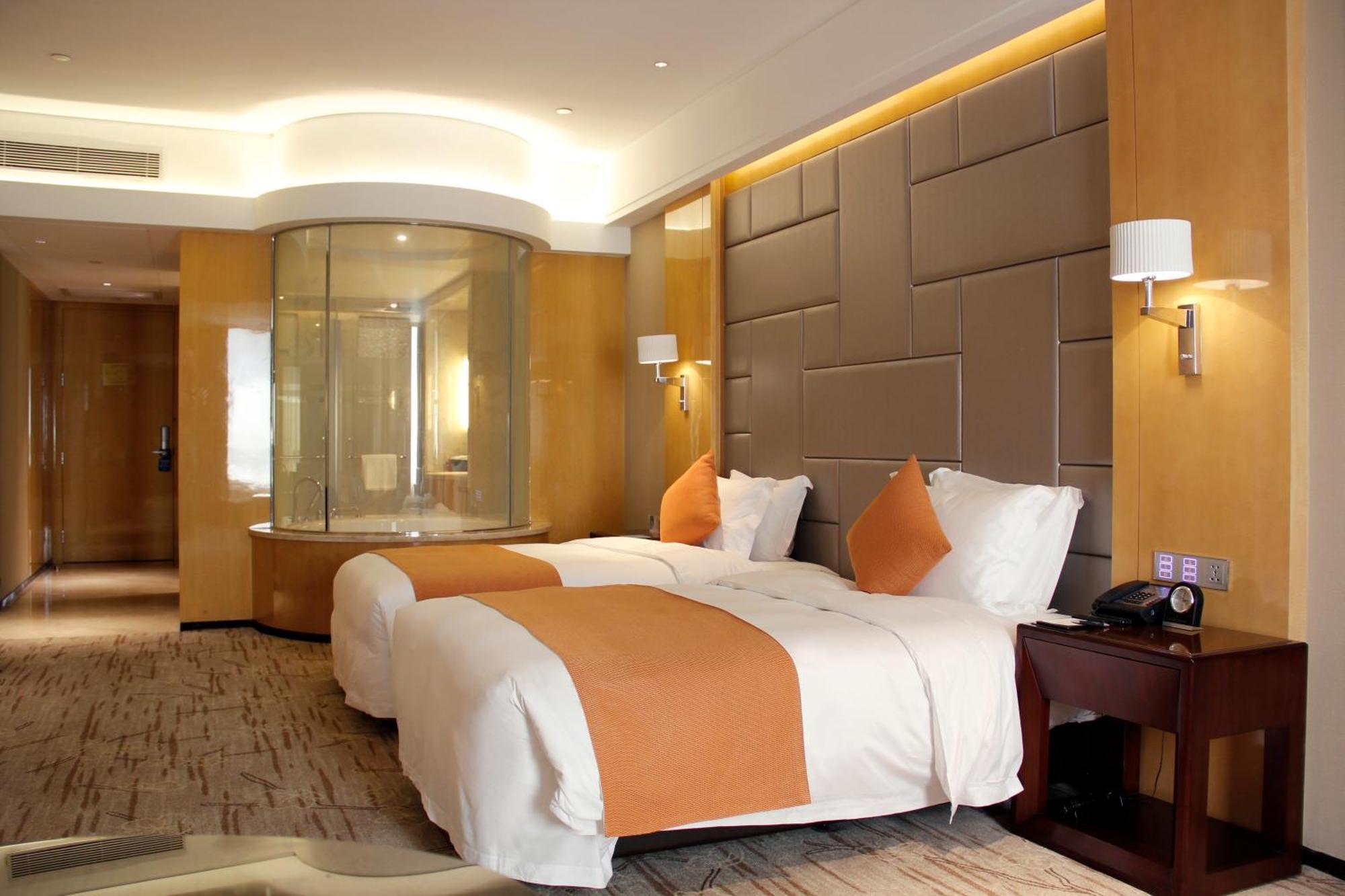 Swissotel Guangzhou Exterior photo